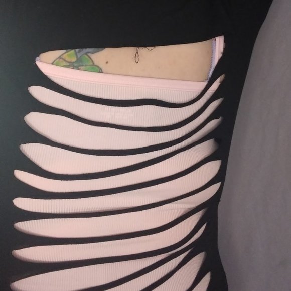 SOLD ON MECRAI - Picture 4 of 4